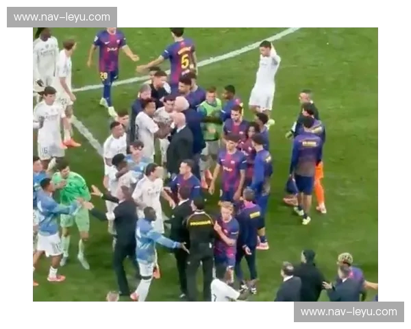 红蓝荣耀，巅峰对决：巴萨vs科尔多瓦，一场足球史诗的深情回响